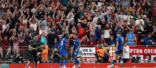 Фан-сектор и атмосфера на матче Борнмута