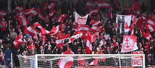 Болельщики футбольного клуба Брест