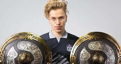 OG победа на The International 8 и 9 &mdash; Topson чемпион