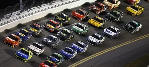 Заезд в гонках NASCAR