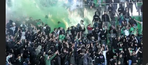 Фанаты Сент-Этьена на стадионе