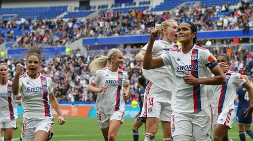 Женская команда Олимпика Лиона — OL Féminin