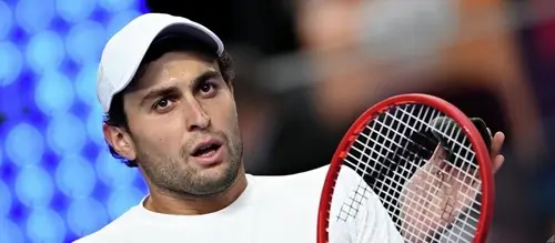 Теннисист Аслан Карацев